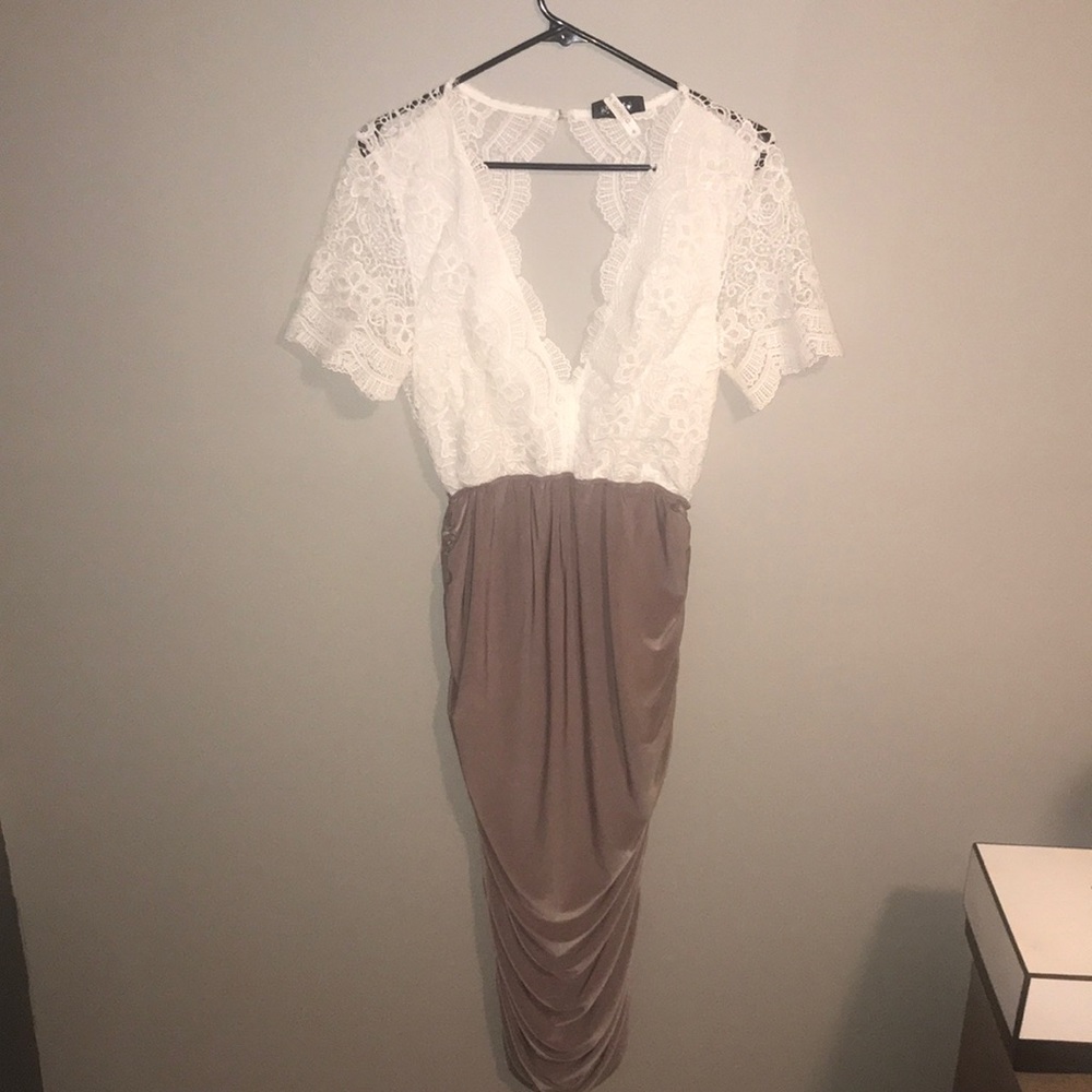 Beautiful white and purple/taupe midi dress